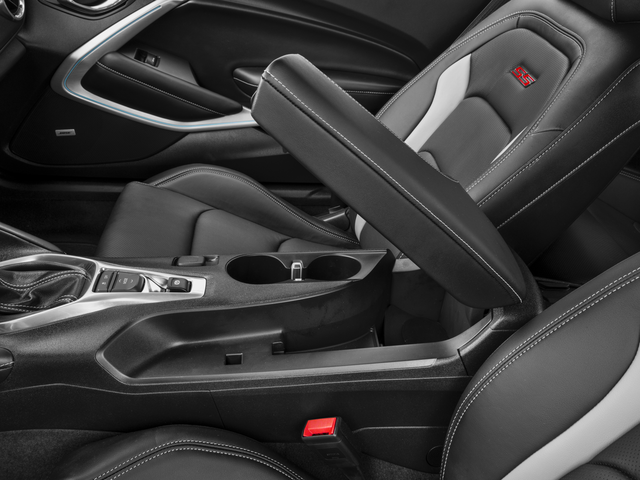 2017 Chevrolet Camaro 2dr Coupe 1SS