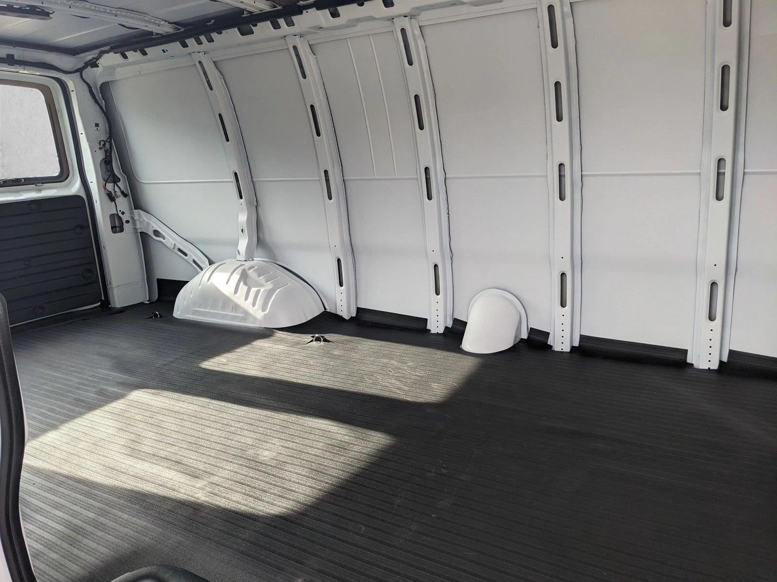 2025 Chevrolet Express Cargo Base
