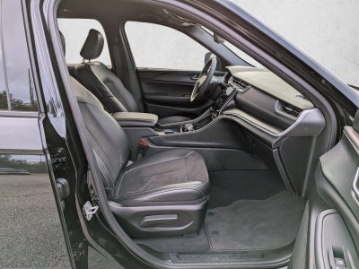 2024 Jeep Grand Cherokee Altitude 4x2