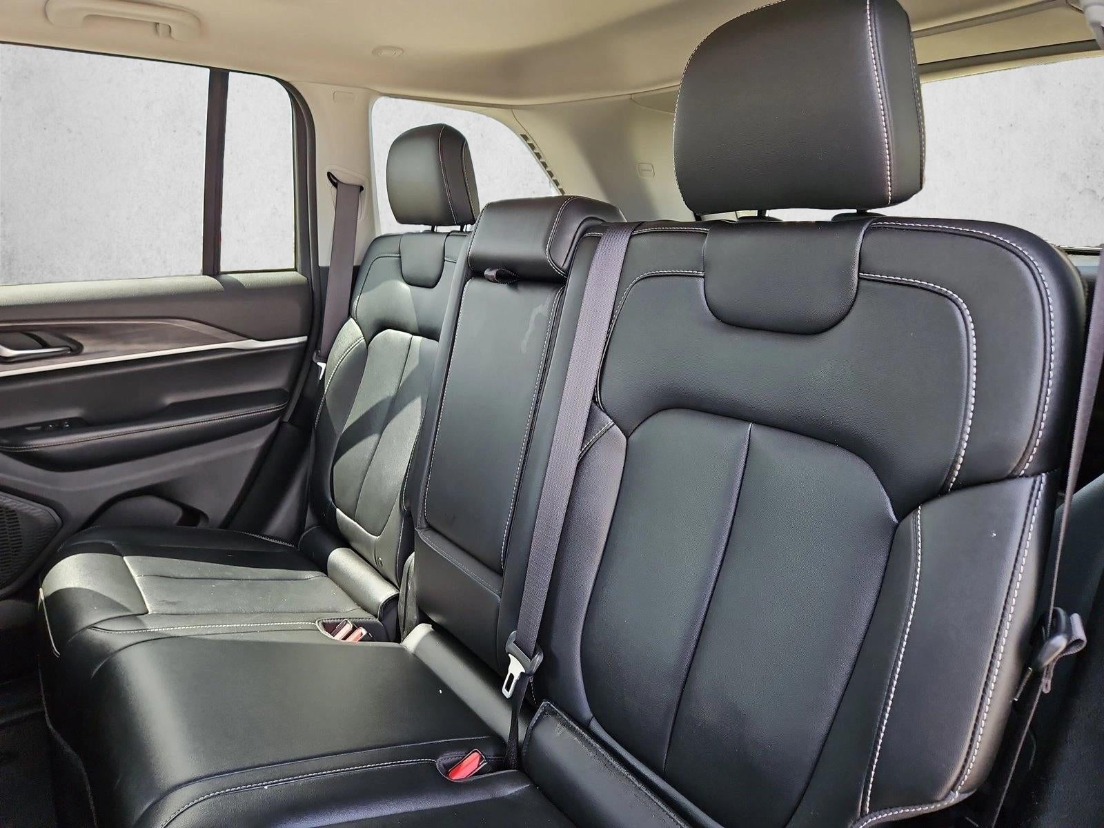 2023 Jeep Grand Cherokee Limited 4x2