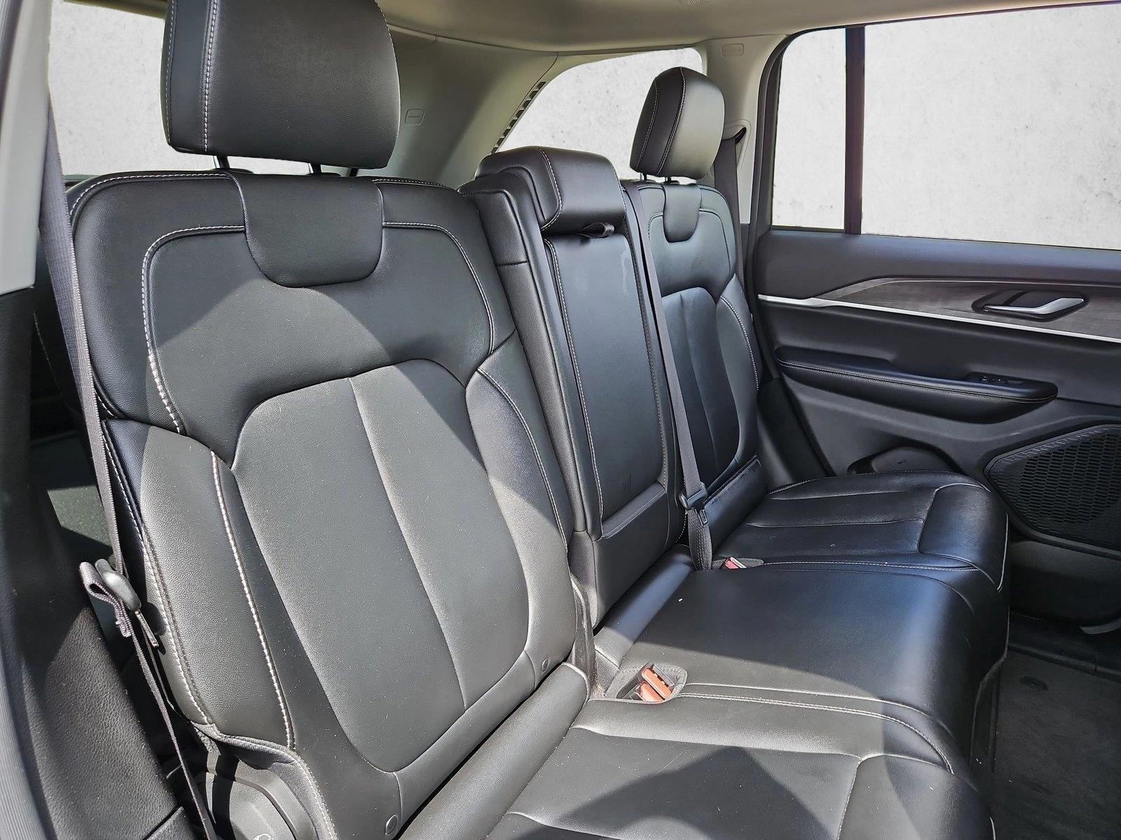 2023 Jeep Grand Cherokee Limited 4x2