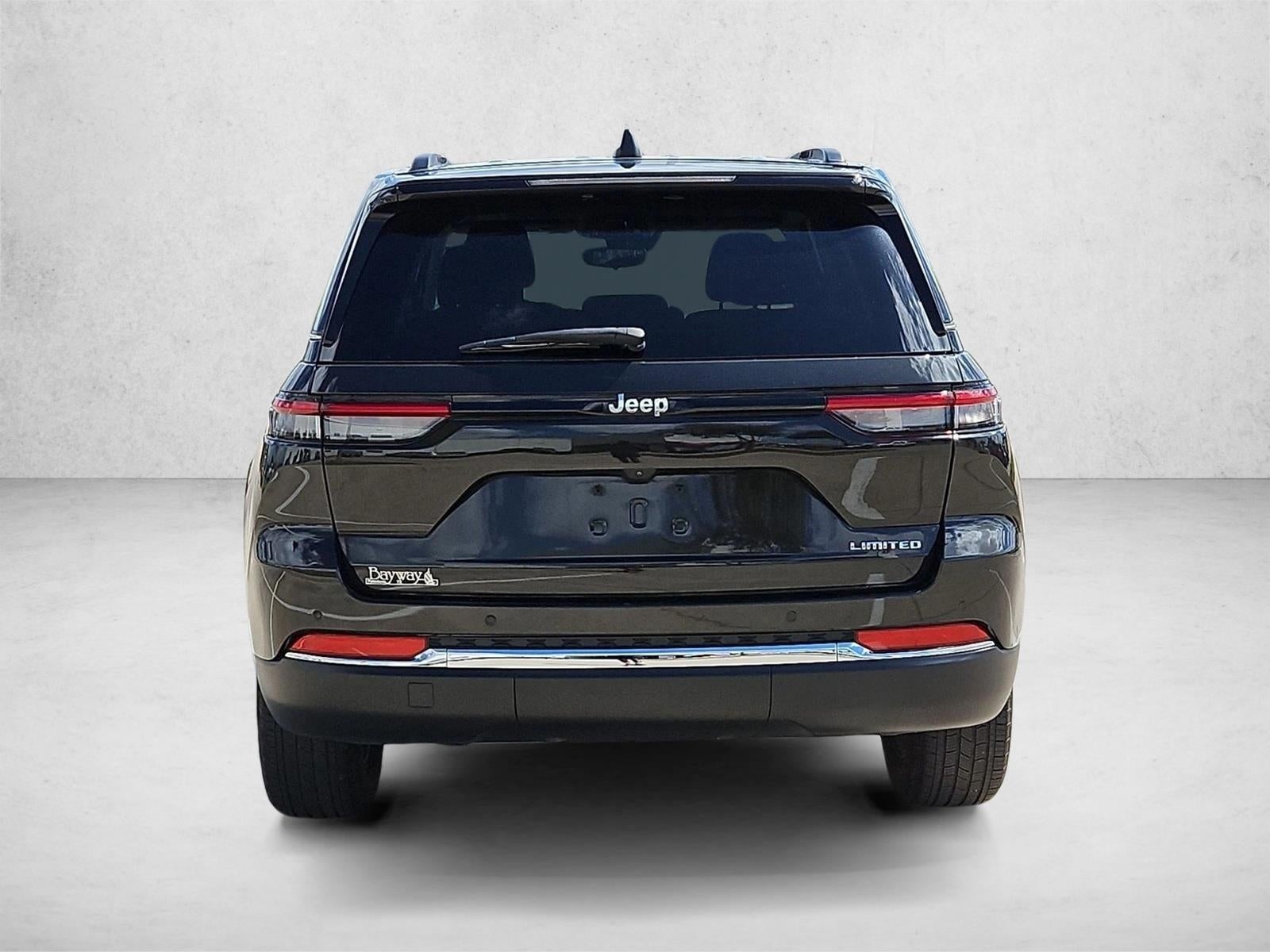 2023 Jeep Grand Cherokee Limited 4x2