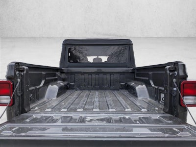 2023 Jeep Gladiator Overland 4x4 *Ltd Avail*