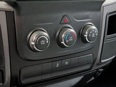 2019 RAM 1500 Classic Express 4x2 Crew Cab 5'7" Box