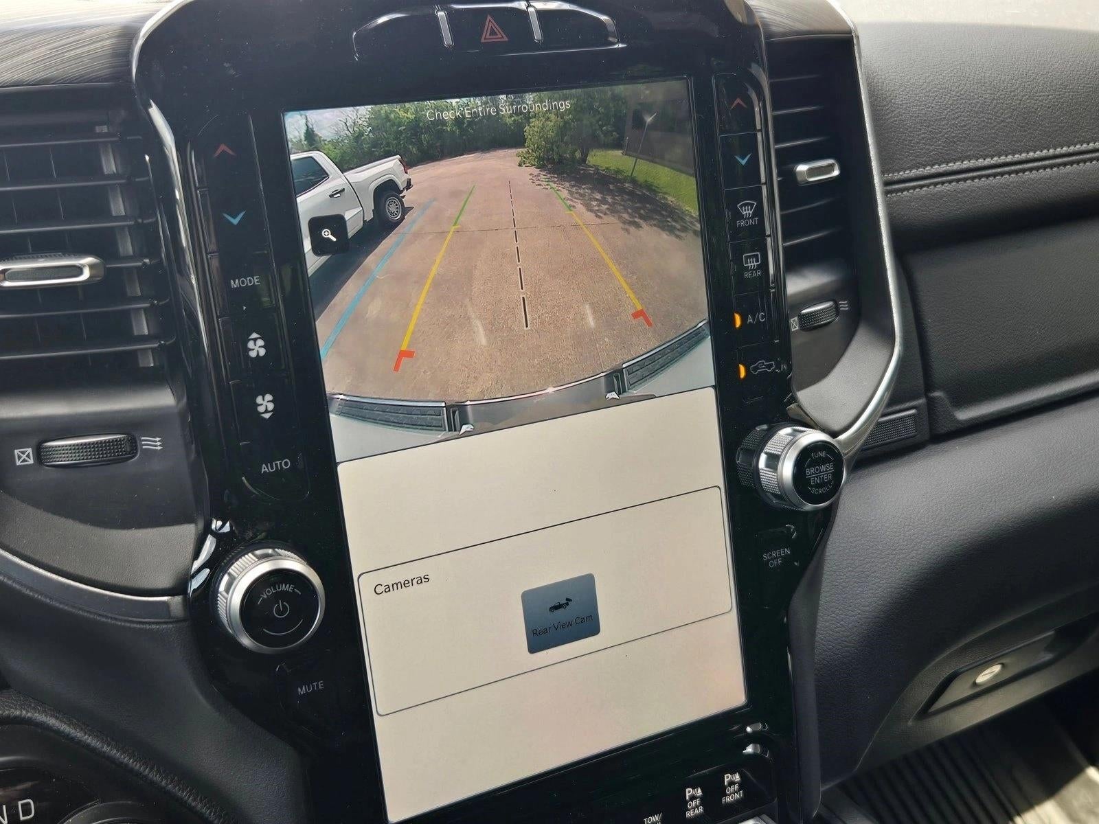 2023 RAM 1500 Laramie 4x4 Crew Cab 5'7" Box