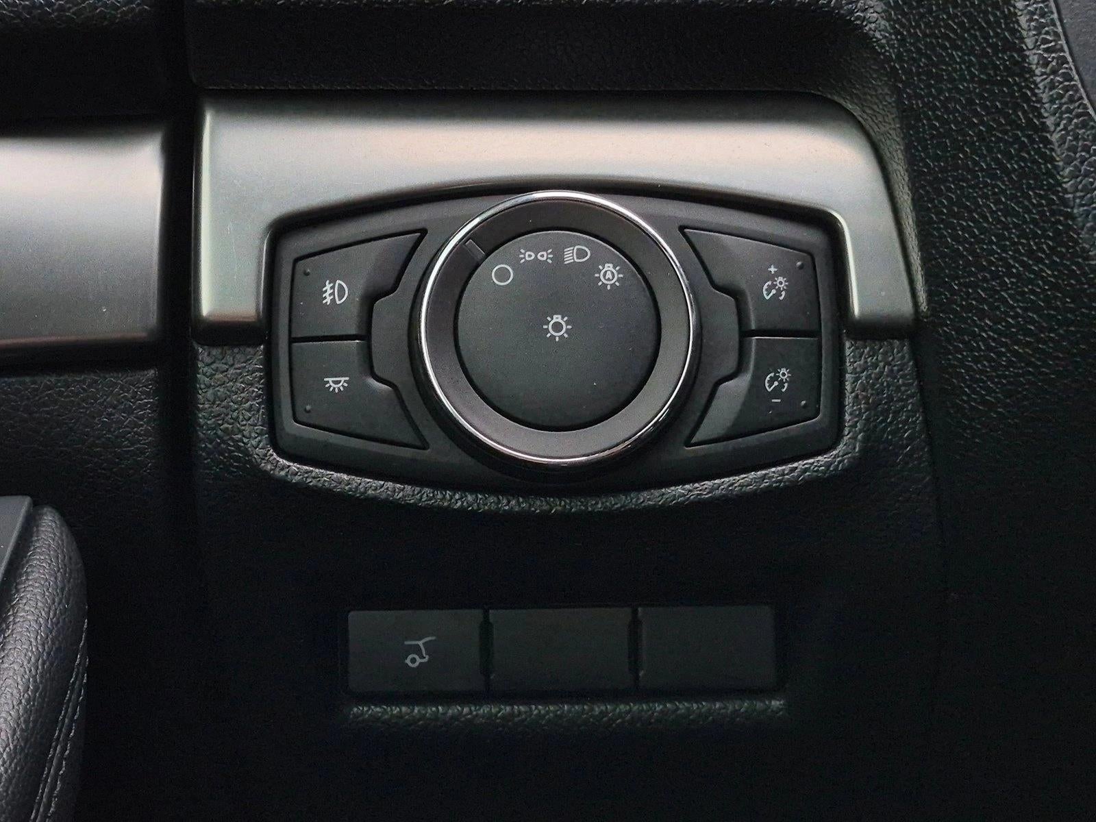 2019 Ford Explorer XLT FWD