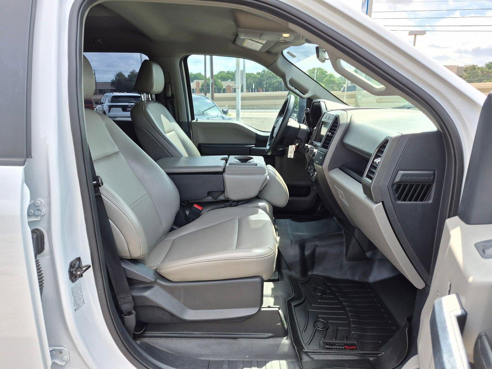 2022 Ford Super Duty F-350 SRW XL 4WD Crew Cab 6.75' Box