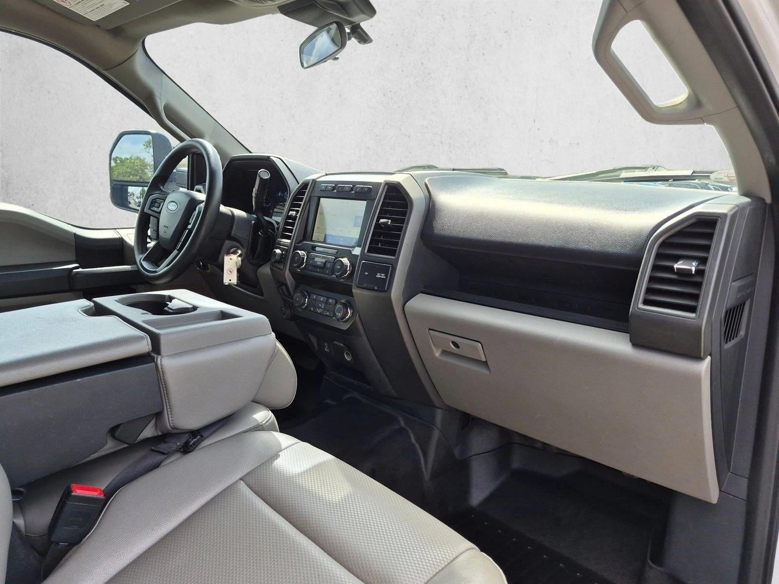 2022 Ford Super Duty F-350 SRW XL 4WD Crew Cab 6.75' Box