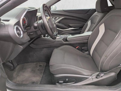 2017 Chevrolet Camaro 2dr Convertible 1LT