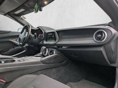 2017 Chevrolet Camaro 2dr Convertible 1LT