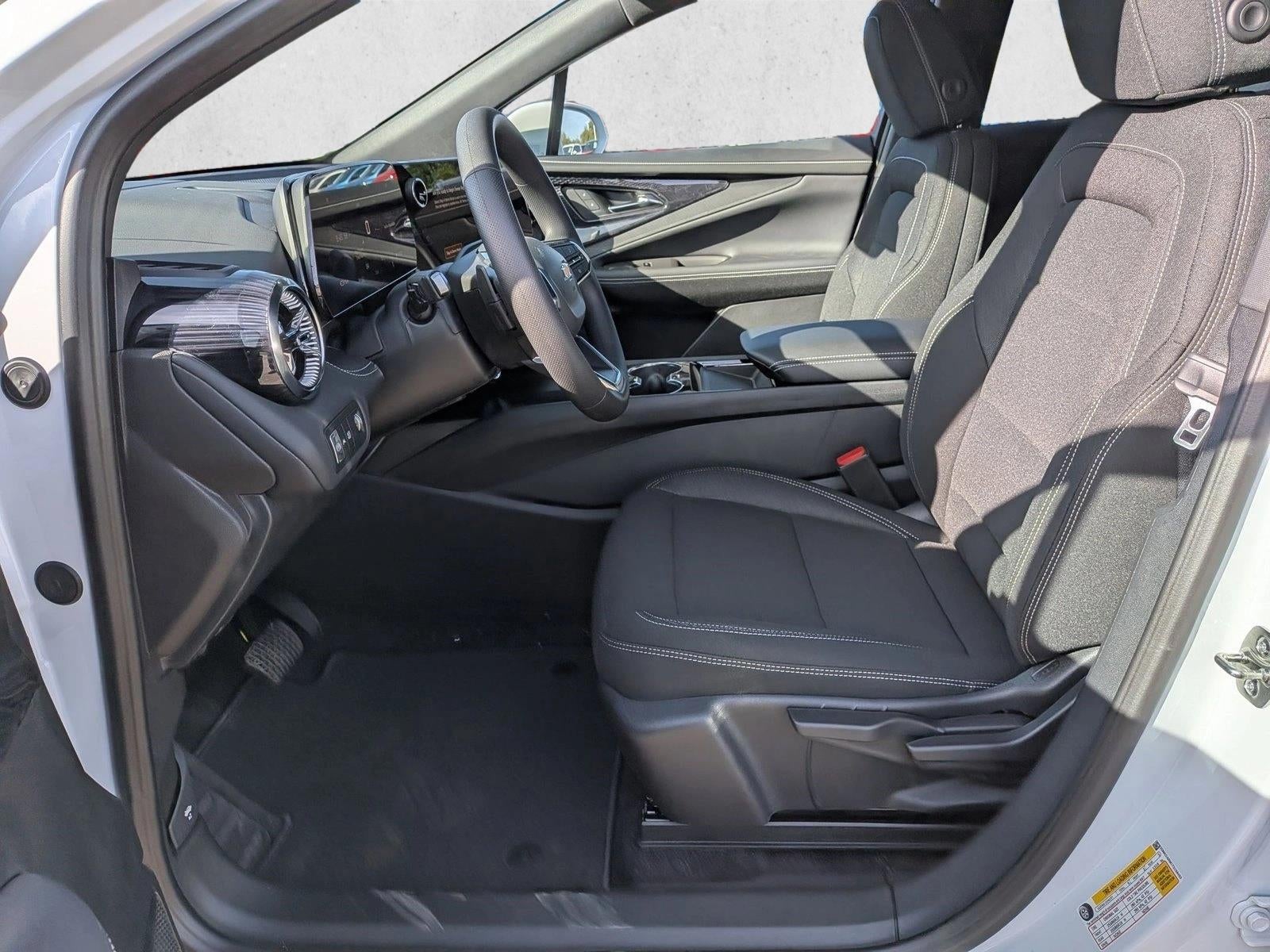 2027 Chevrolet Bolt FWD 4dr LT