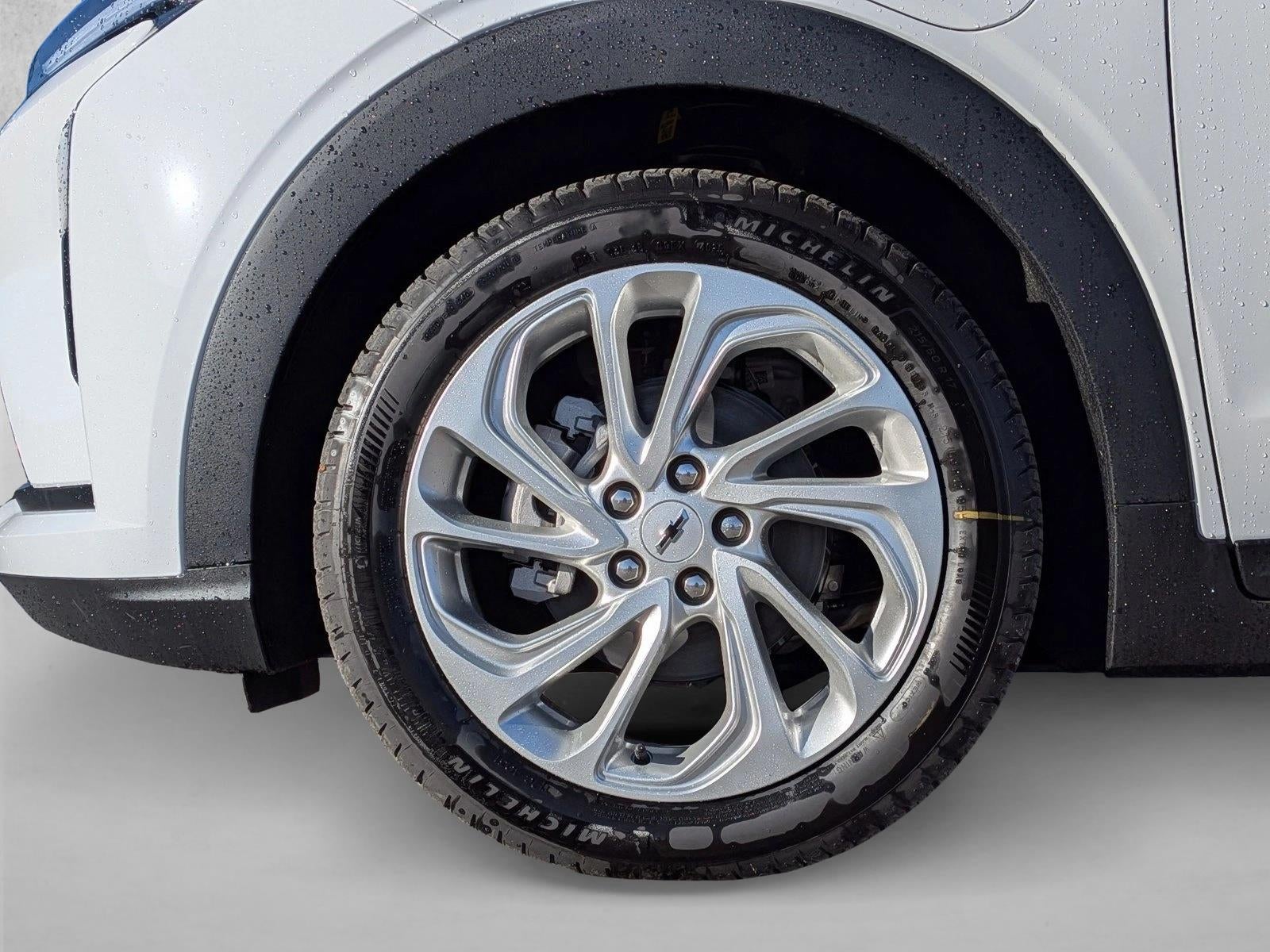 2027 Chevrolet Bolt FWD 4dr LT