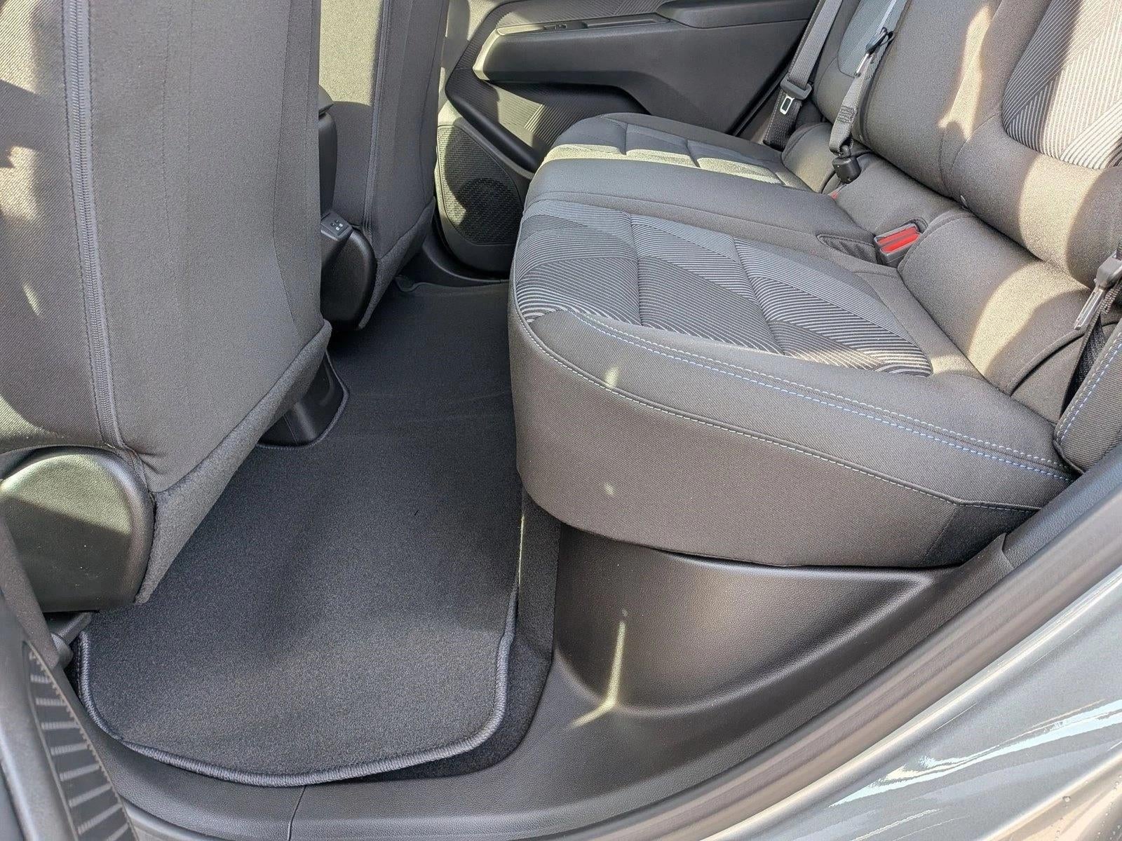 2027 Chevrolet Bolt FWD 4dr LT