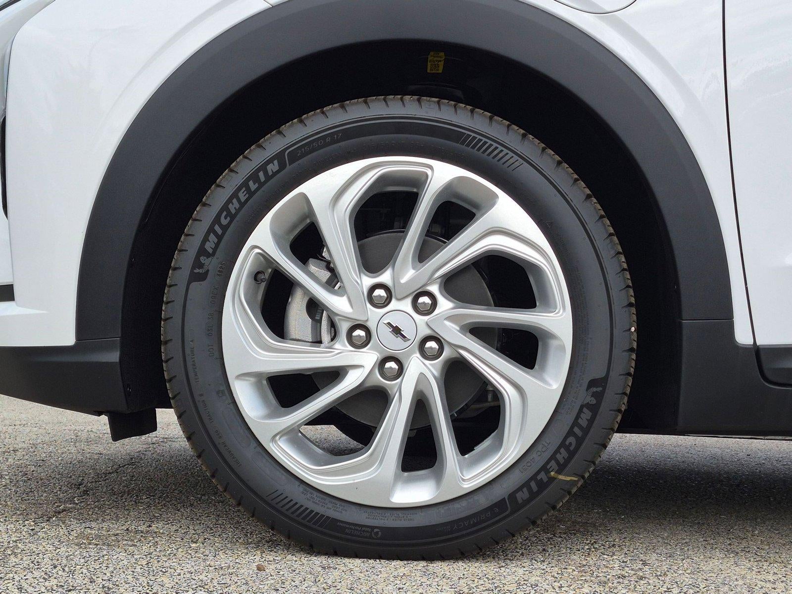 2027 Chevrolet Bolt FWD 4dr LT