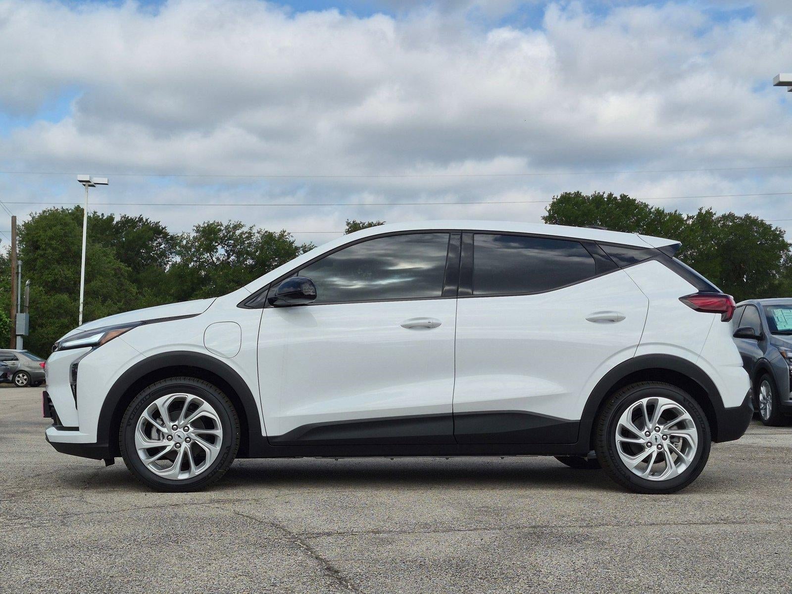 2027 Chevrolet Bolt FWD 4dr LT
