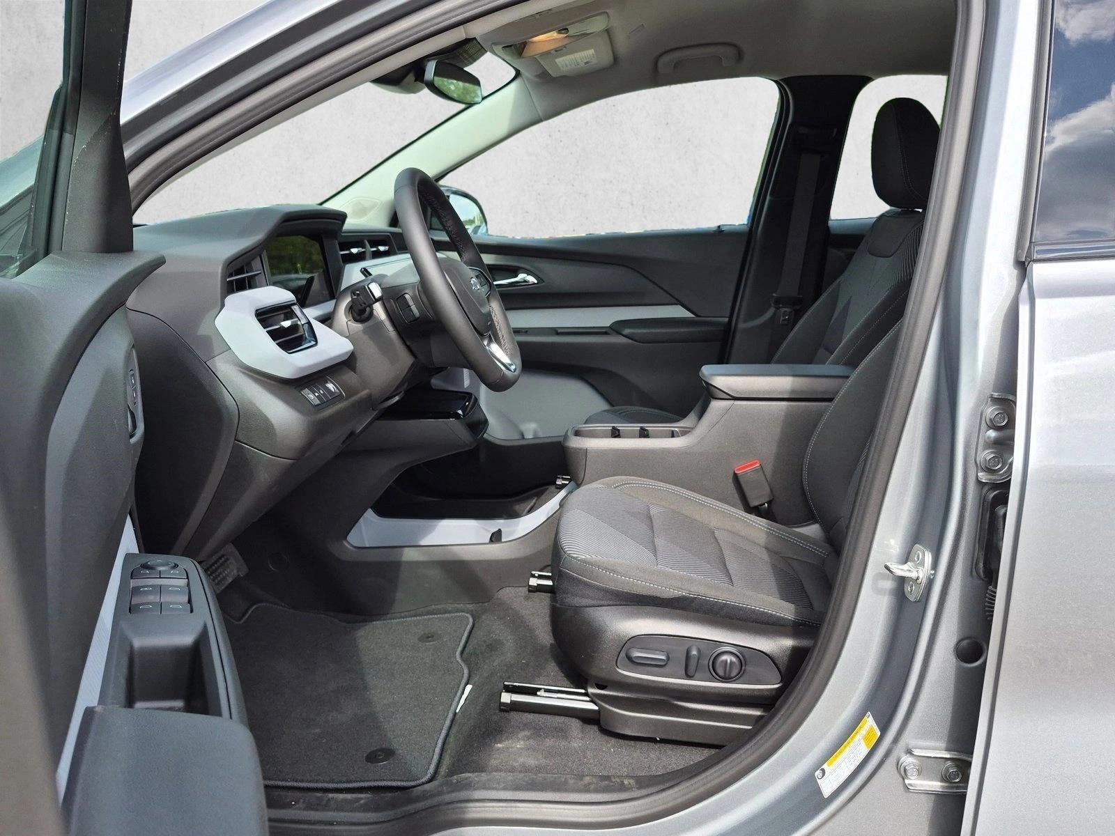 2027 Chevrolet Bolt FWD 4dr LT