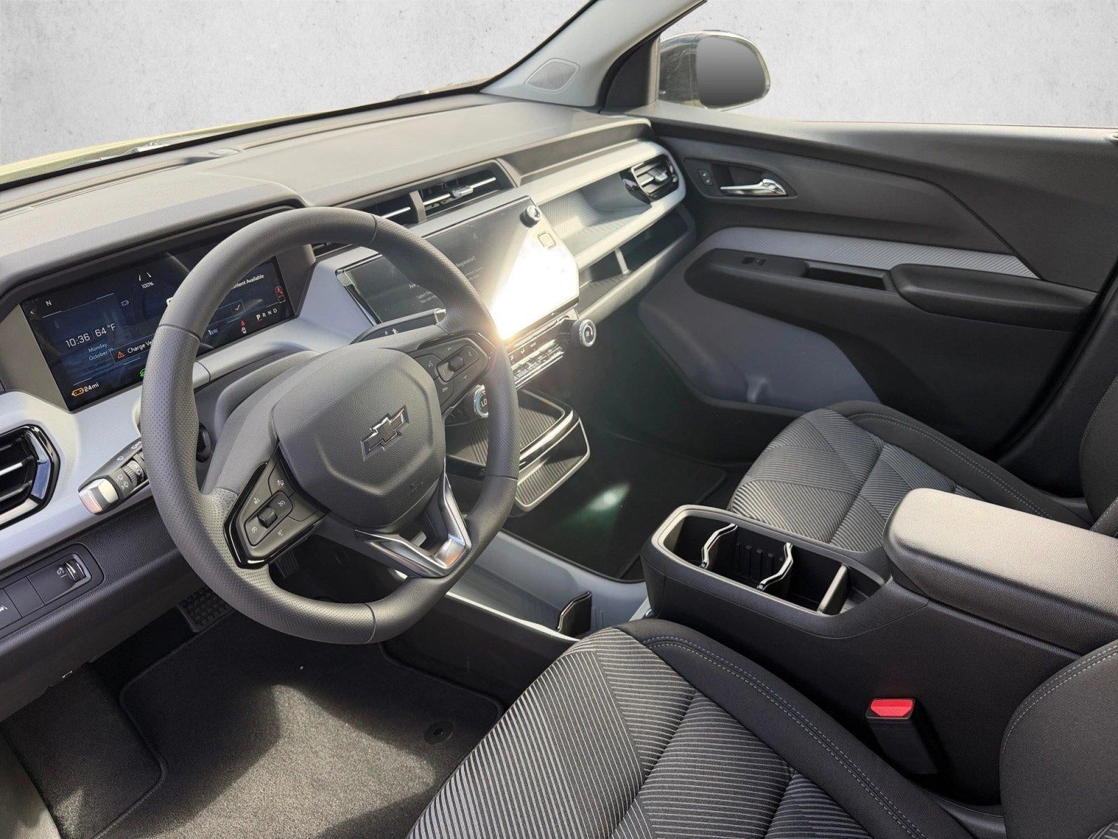 2027 Chevrolet Bolt FWD 4dr LT