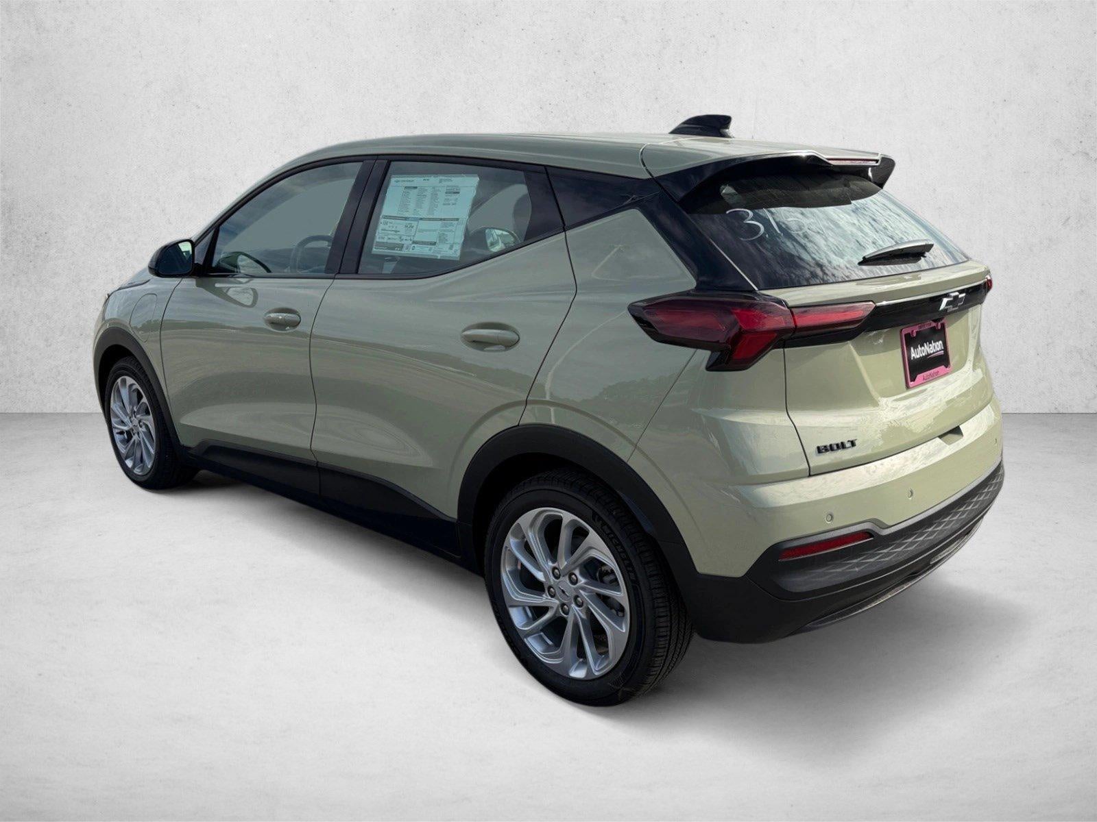2027 Chevrolet Bolt FWD 4dr LT