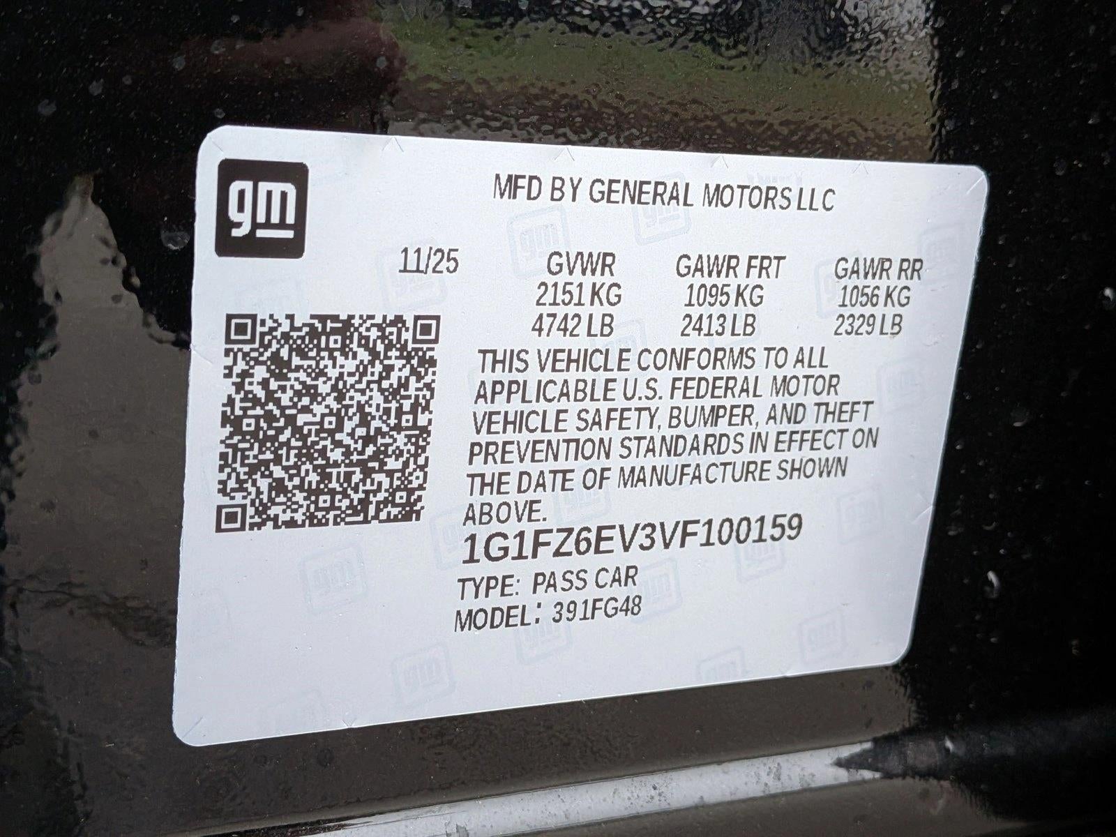 2027 Chevrolet Bolt FWD 4dr RS