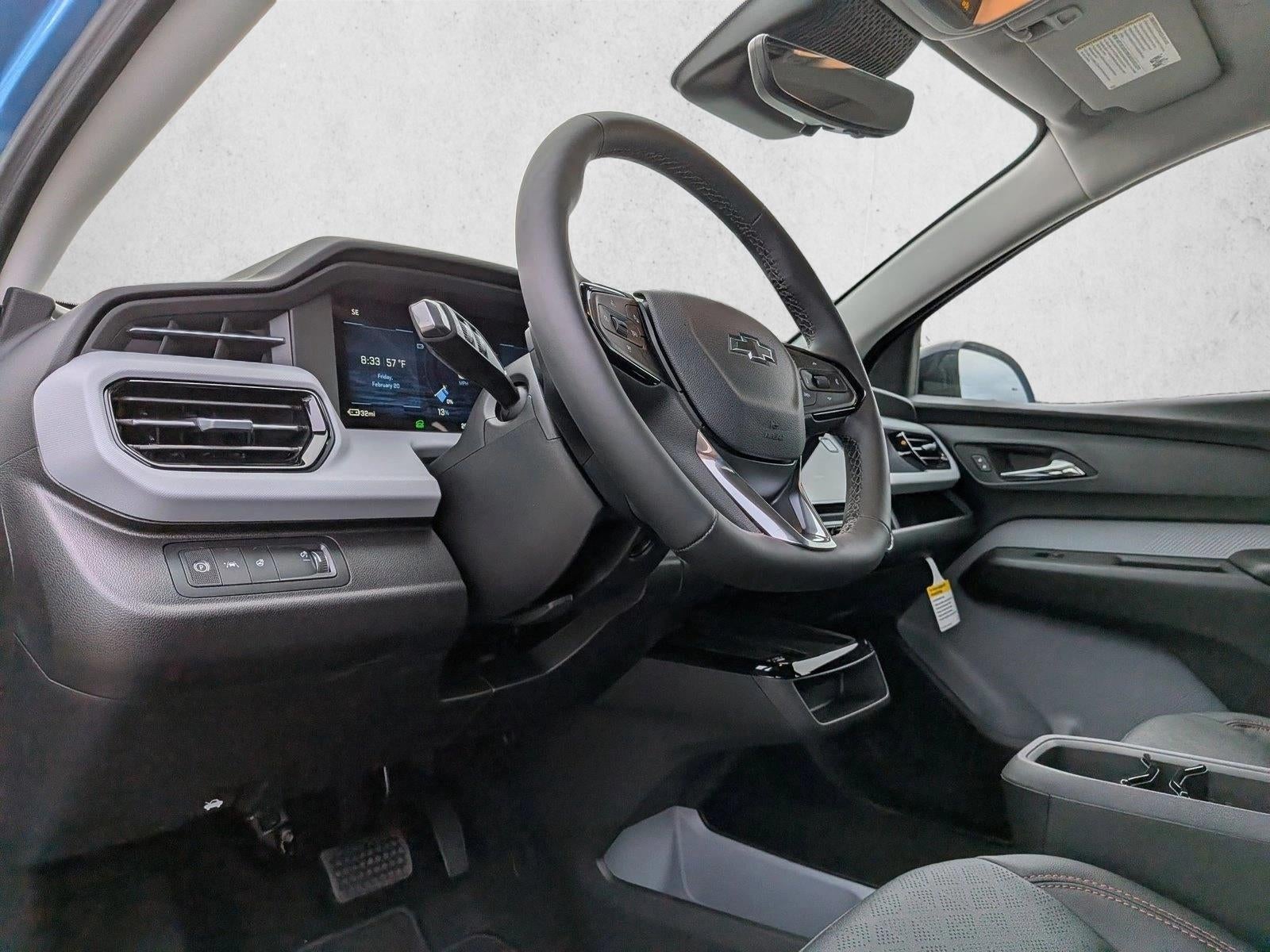 2027 Chevrolet Bolt FWD 4dr RS