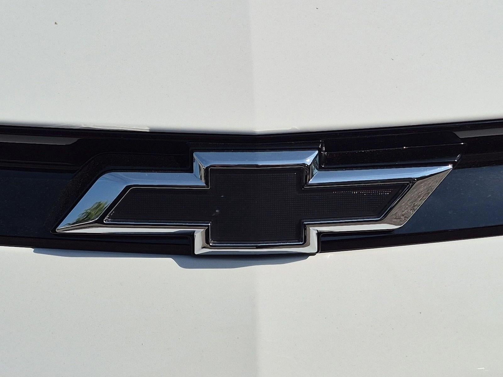 2027 Chevrolet Bolt FWD 4dr RS