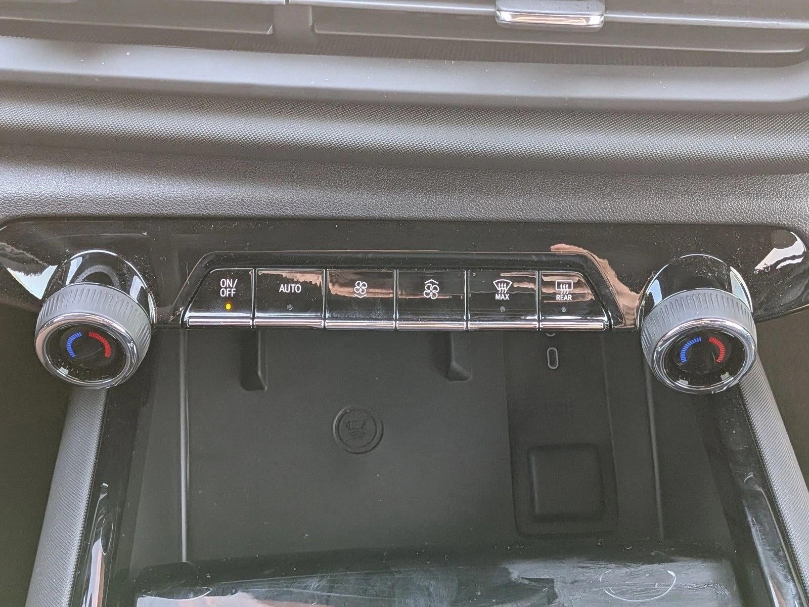 2026 Chevrolet Silverado EV e4WD Crew Cab Standard Range LT