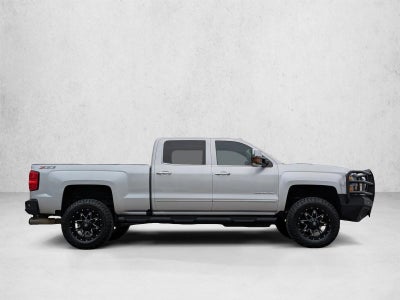2016 Chevrolet Silverado 2500 HD Crew Cab Standard Box 4-Wheel Drive LTZ
