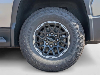 2026 Chevrolet Silverado EV e4WD Crew Cab Max Range Trail Boss