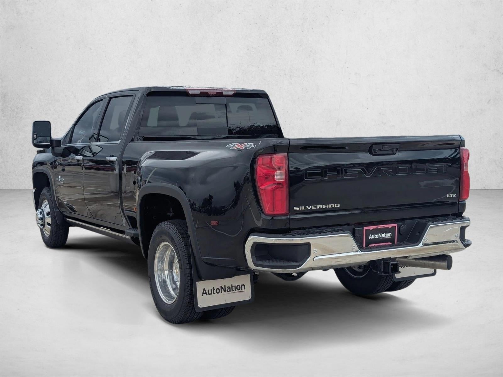 2026 Chevrolet Silverado 3500 HD Crew Cab Long Box 4-Wheel Drive LTZ