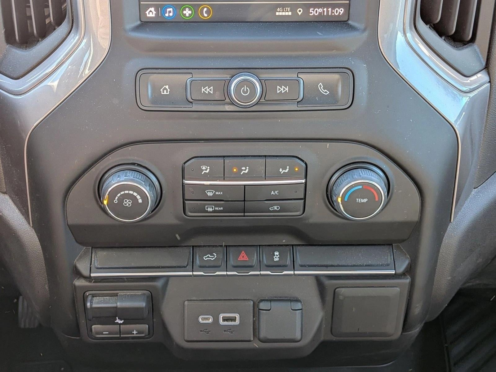 2022 Chevrolet Silverado 2500 HD Crew Cab Standard Box 4-Wheel Drive Custom