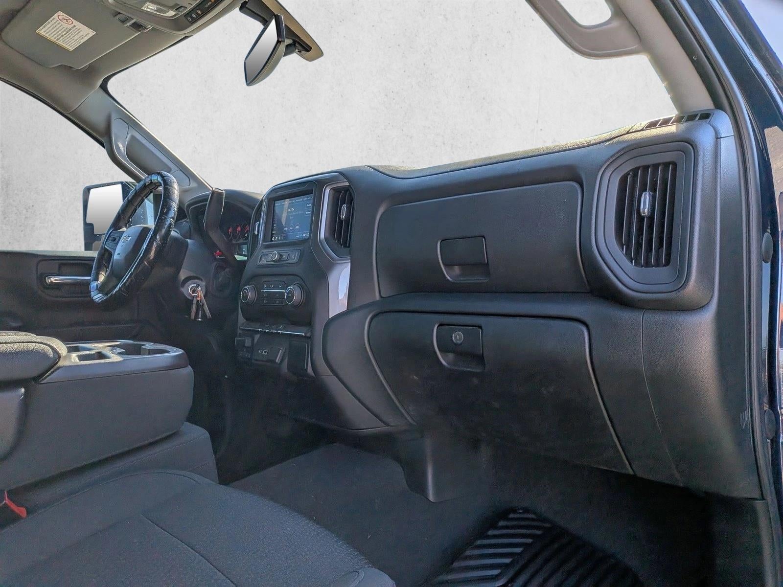 2022 Chevrolet Silverado 2500 HD Crew Cab Standard Box 4-Wheel Drive Custom