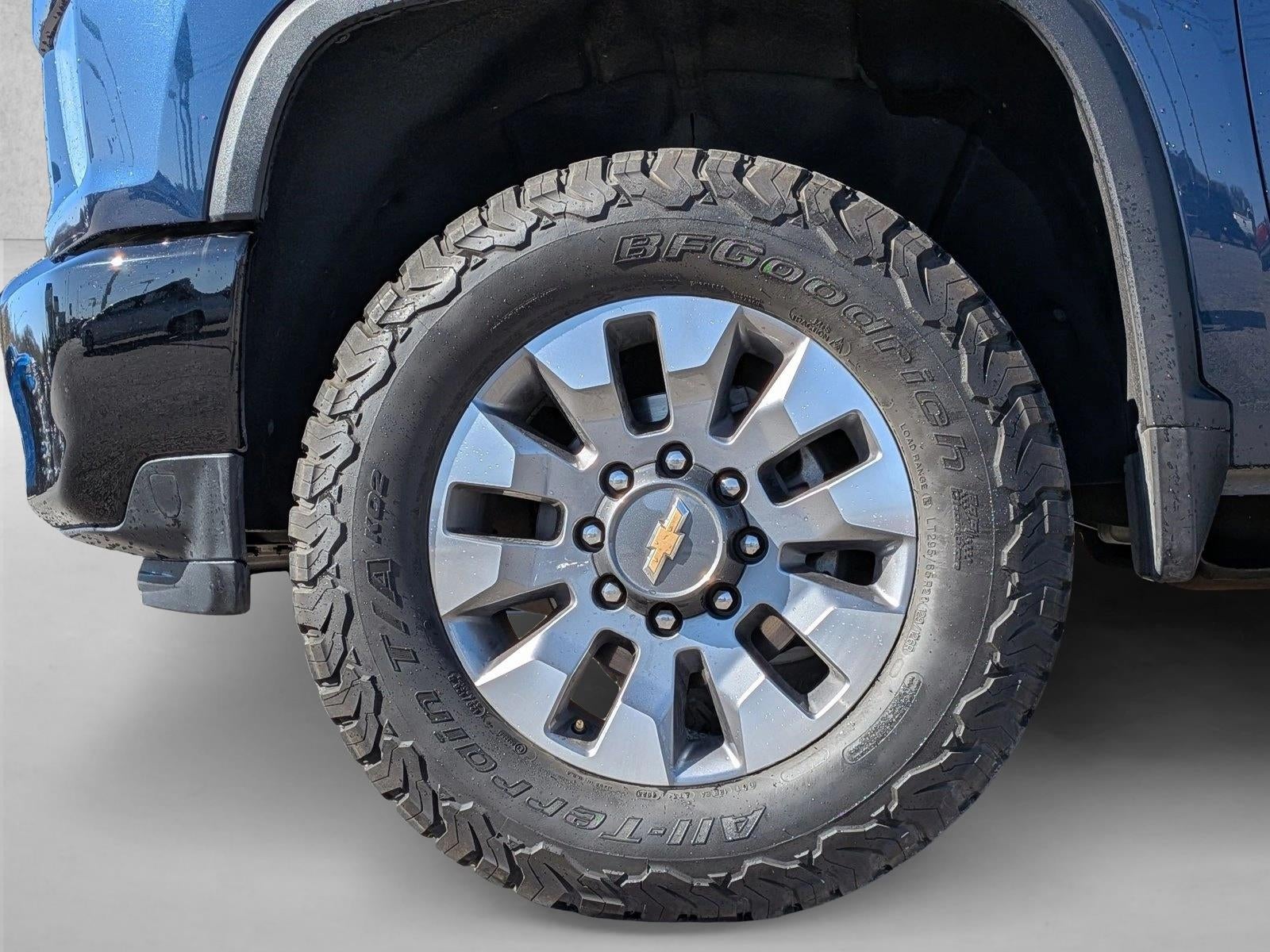 2022 Chevrolet Silverado 2500 HD Crew Cab Standard Box 4-Wheel Drive Custom