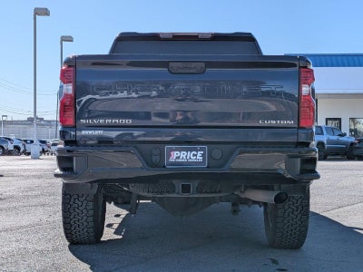 2022 Chevrolet Silverado 2500 HD Crew Cab Standard Box 4-Wheel Drive Custom