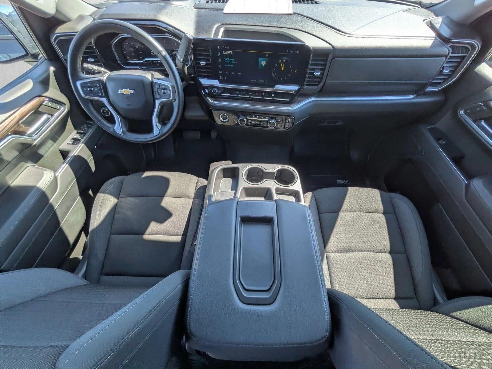 2024 Chevrolet Silverado 1500 Crew Cab Short Box 2-Wheel Drive LT