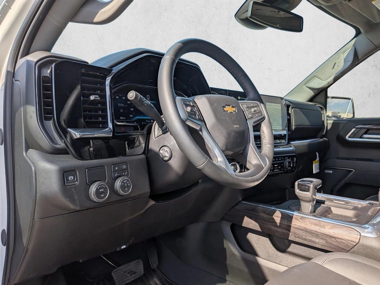 2025 Chevrolet Silverado 1500 Crew Cab Short Box 2-Wheel Drive LTZ