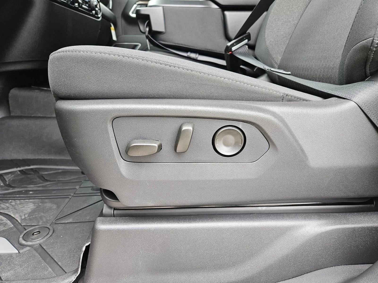 2026 Chevrolet Silverado 1500 Crew Cab Short Box 2-Wheel Drive RST