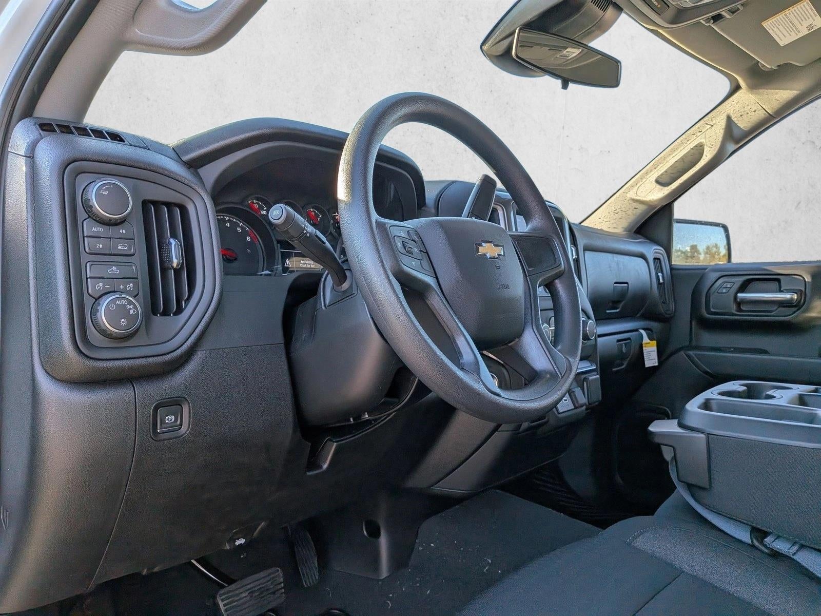 2025 Chevrolet Silverado 1500 Crew Cab Short Box 4-Wheel Drive Custom