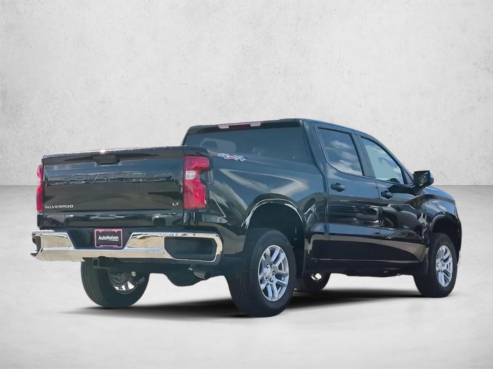 2026 Chevrolet Silverado 1500 Crew Cab Short Box 4-Wheel Drive LT 2FL