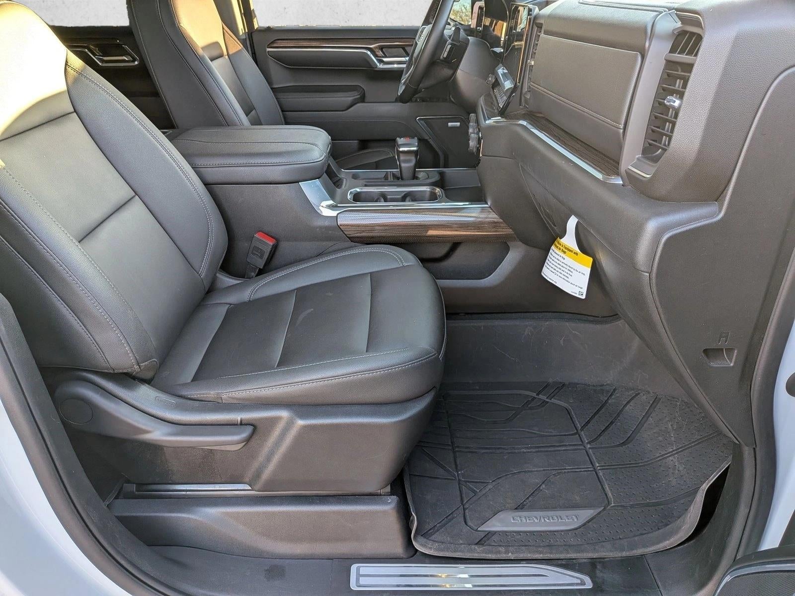 2023 Chevrolet Silverado 1500 Crew Cab Short Box 4-Wheel Drive RST