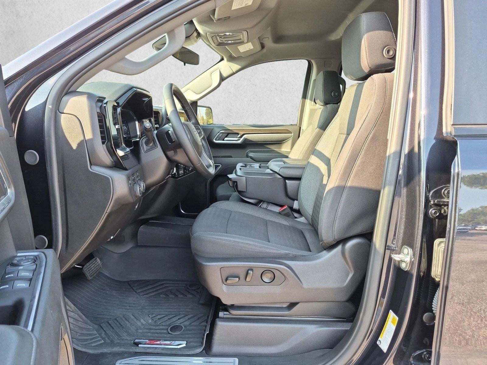 2024 Chevrolet Silverado 1500 Crew Cab Short Box 4-Wheel Drive RST