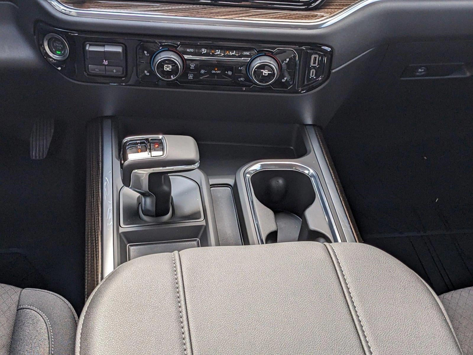 2025 Chevrolet Silverado 1500 Crew Cab Short Box 4-Wheel Drive RST