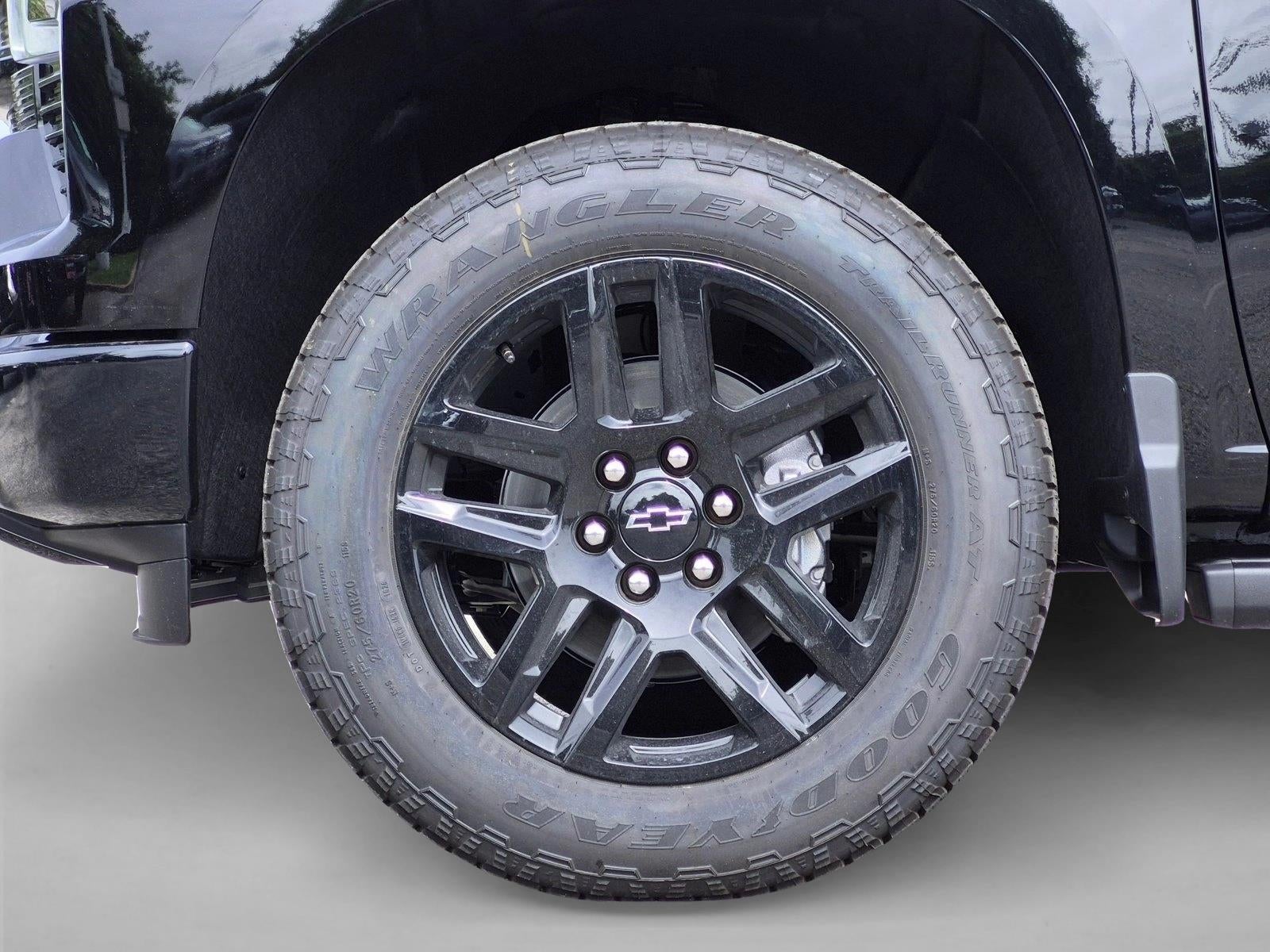 2026 Chevrolet Silverado 1500 Crew Cab Short Box 4-Wheel Drive High Country