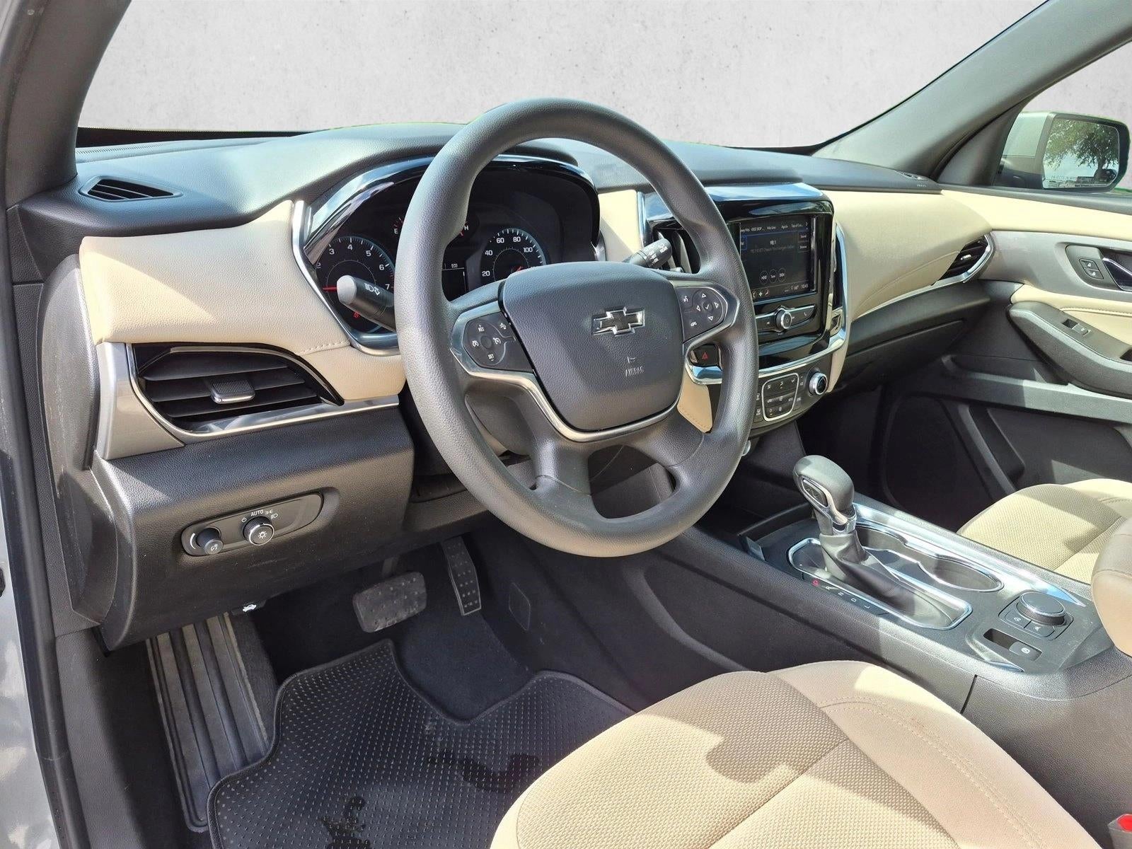 2023 Chevrolet Traverse FWD 1LS