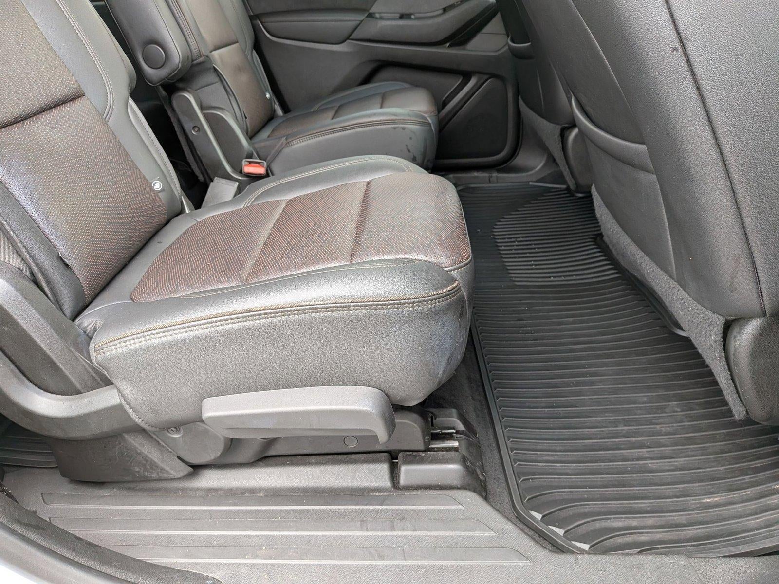 2023 Chevrolet Traverse FWD 2LZ