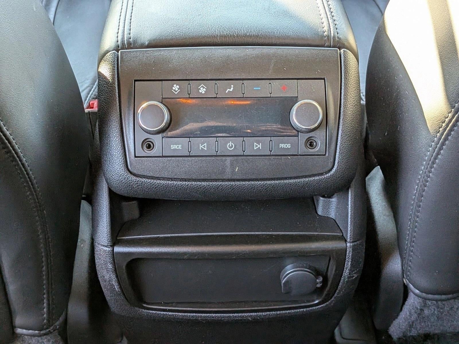 2012 Chevrolet Traverse FWD LT w/2LT