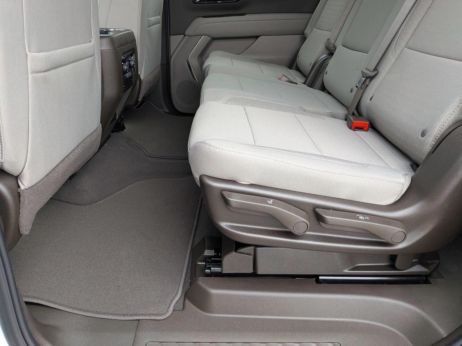 2026 Chevrolet Suburban 2WD LS