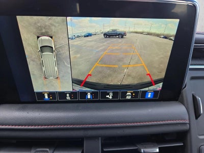 2022 Chevrolet Suburban 4WD RST