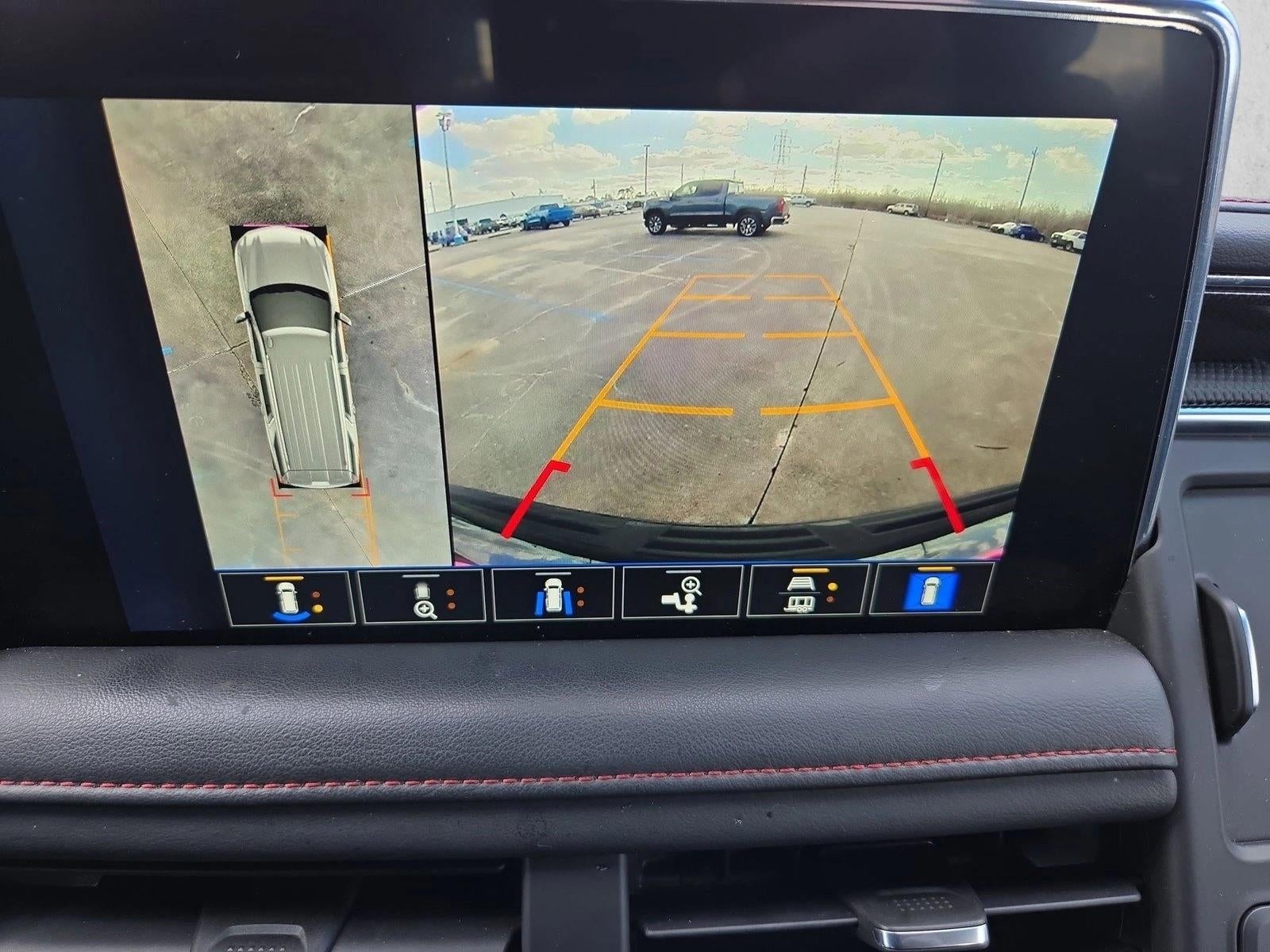 2022 Chevrolet Suburban 4WD RST