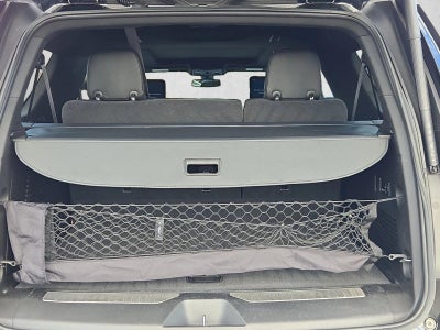 2022 Chevrolet Suburban 4WD RST