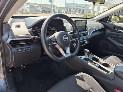 2025 Nissan Altima SV FWD